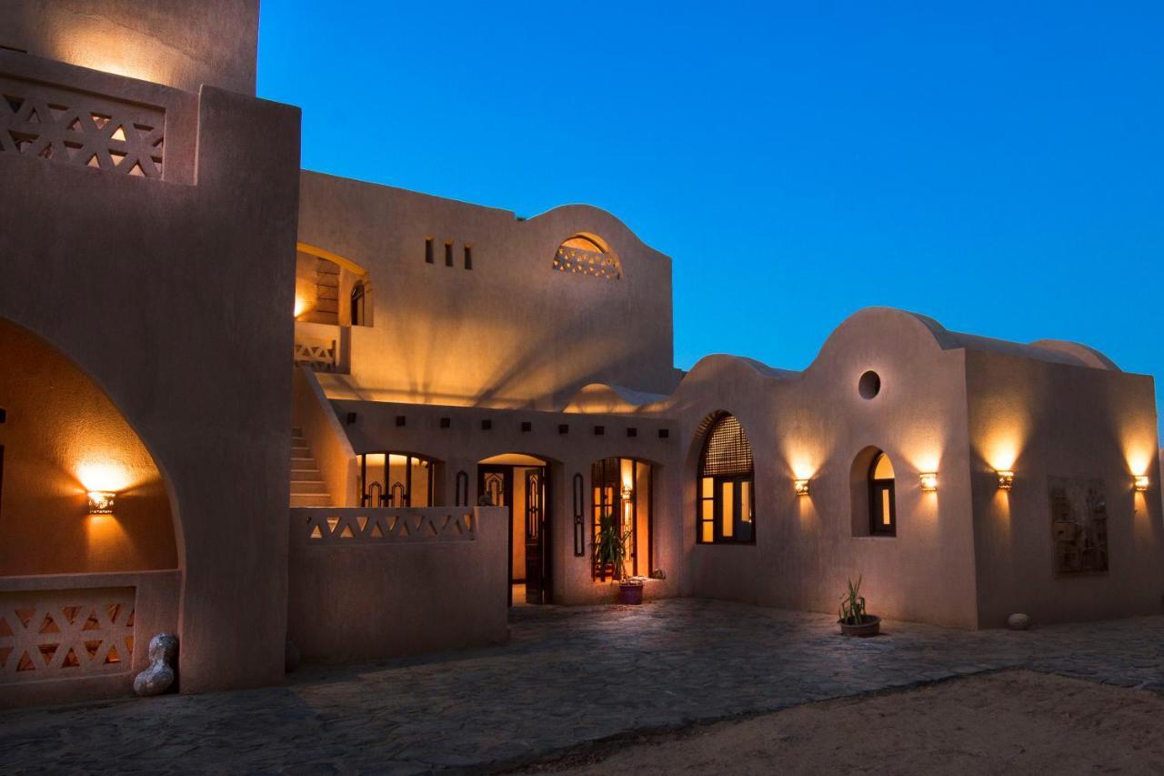 Villa Tzila Bahariya à Bahariya Oasis Extérieur photo